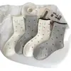 Calcetines Florales Pequeños para Mujer, Calcetines Finos de Algodón Puro para Verano hasta la Pantorrilla, Calcetines Largos Lindos con Volantes de Encaje de Tendencia Estilo Coreano para Primavera y Otoño