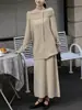 Conjunto de Roupa Elegante Novo Outono/Inverno 2026: Conjunto de Suéter com Laço Ombro a Ombro e Saia de Tricô de Cintura Alta para Mulheres