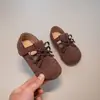 Zapatos para Caminar de Bebé con Lazo de Primavera 2026 Zapatos Individuales Antideslizantes para Niños Zapatos de Terciopelo de Princesa Suela Suave Zapatos Birkenstock Zapatos de Cuero