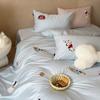 Estilo Lindo 100S Algodón Puro Algodón de Fibra Larga Cama Juego de Tres o Cuatro Piezas Toalla de Dibujos Animados Bordado Algodón Puro Cama Sábanas Funda de Edredón Ropa de Cama