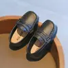 Zapatos slip-on de suela blanda estilo coreano para niños, nuevos mocasines de moda para bebé, primavera-verano 2026