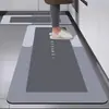 Alfombrilla de Piso para Cocina Fácil de Limpiar Transfronteriza Amazon Tira Larga Absorbente de Agua Secado Rápido Antideslizante Almohadilla para Pies Alfombrilla de Piso de Diatomeas para el Hogar