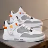 Sapatos Masculinos Transfronteiriços Primavera Novos Sapatos Casuais Masculinos de Cano Baixo Tênis Elegantes para Todos os Fósforos Sapatos Brancos Pequenos Tênis Plus Size