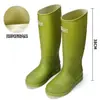 Las botas de lluvia de caña alta son impermeables y antideslizantes, adecuadas para parejas, cómodas para viajar, modernas y a la moda, duraderas para el uso diario, actividades al aire libre y búsqueda de tesoros en la playa.