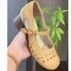 Sandalias Nuevas de Exportación Primavera/Verano 2026 con Corte Hueco, Punta Redonda, Tacón Bajo y Grueso, Suela Suave, Calzado Cómodo para Mujer para Comercio Transfronterizo