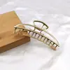 Presilha de metal para cabelo estilo coreano para mulheres, nova presilha de cabelo de patinho amarelo com penas para a parte de trás da cabeça, presilha de metal grande para cabelo no atacado
