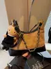 Bolso de Hombro con Cadena Texturizada para Mujer 2026 Nuevo Bolso Cruzado de Gran Capacidad Versátil Bolso Hobo para el Trabajo Bolso de Hombro Único Moderno