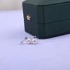 Venta al por mayor de Perlas de Zhuji 8-12 mm Pendientes de Botón Básicos Impecables de Alto Brillo Plata S925 Pendientes de Botón Princesa Diana Multitamaño Más Fáciles de Combinar