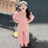 Cardigan Chaqueta de Moda Estilo Coreano con Cuello de Letras para Bebés Niñas Primavera y Otoño Nuevo Conjunto Casual de Dos Piezas con Pantalones de Pierna Ancha