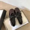 Sapatos Mary Jane rasos de bico quadrado estilo francês para mulheres, versão coreana, estilo ballet suave, sapatos de velcro rasos de um só fecho