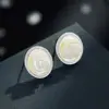 Pendientes Retro Franceses de Nácar y Rosa Lujo Accesible Aleación de Cobre de Gama Alta Electrochapado en Oro Real Aguja de Plata S925 Pendientes para Mujer