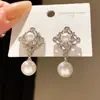 Brincos de Tarraxa Pérola Vazada Rombo Gota d'Água Zircônia Inlaid Agulha de Prata Brilho Leve High-End Elegante Versátil Acessórios de Brincos