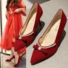 Sapatos de Casamento Chineses 2025 Primavera e Outono Novo Estilo Traje Xiuhe Vestido de Casamento Dupla Utilização Sapatos de Noiva Casamento Vermelho Francês Salto Alto