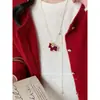 Boa Sorte na Estrada! Colar de Pônei Veludo Vermelho para Mulheres, Corrente Longa para Suéter Outono e Inverno de Alta Qualidade, Acessório Versátil para o Dia a Dia