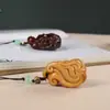 Colgante de Talla de Sándalo de Zorro de Nueve Colas Estilo Retro Literario Llavero Cadena de Teléfono Móvil Joyería para Parejas Regalo