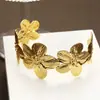 Pulsera de Flor Geométrica Exagerada Creativa de Apertura Nueva Moda Transfronteriza Europea y Americana Flor de Mosaico Oro Hierro Pieza de Mano para Mujer