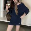 Vestido de Punto Casual Versátil con Estampado de Leopardo, Cuello Grande Sexy con Diseño de Agujeros, para Mujer en Otoño, con Bufanda de Seda