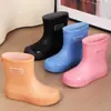 Botas de Chuva para Mulheres, Adulto Macias Moda Estilo Japonês Antiderrapantes Impermeáveis, Botas de Chuva Leves Espessadas Resistentes ao Desgaste, Botas de Chuva Fofas