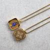 Pequeño colgante de acero de titanio Thangka pintado a mano de oro Thangka ocho santos patronos Zakilam collar de madre verde