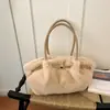 Bolso de hombro cruzado 2026 estilo coreano, casual, esponjoso para mujer, un accesorio de invierno súper moderno y popular