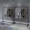 Barra colgante Exhibidor de ropa Soporte de pie Gantry de tubería de agua Secado Estante para ropa de centro comercial Estante para ropa de niñas Colgador lateral
