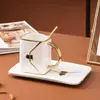 Taza de café de lujo de estilo europeo creativo, taza de té de la tarde de estilo inglés, juego de té, taza pequeña de cerámica de lujo personalizada