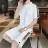 Roupa esportiva de verão camiseta de manga curta plus size conjunto moda masculina duffy bonito um conjunto com senso de design shorts largos vestuário masculino