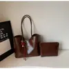 Bolsa de Designer Cor Sólida 2025, Bolsa de Ombro tipo Balde de Luxo Leve de Alta Qualidade para Mulheres, Versátil, Tendência