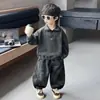 Conjunto de Sudadera con Cremallera Media para Niños de Primavera y Otoño Estilo Coreano Conjunto Deportivo de Dos Piezas para Niños Pequeños y Medianos Ropa Fresca de Comercio Exterior