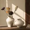 Jarrón de cerámica de forma irregular estilo chino con un acabado rústico simple, jarrón de flores de cerámica artístico para sala de té, recipiente para arreglo floral de mesa estilo Wabi-sabi