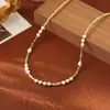 Colar de Pérolas Naturais de Água Doce com Zircônia Verde Estilo Floresta Doce Fresco Temperamento Moda Corrente para Clavícula de Alto Padrão