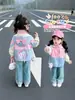 Roupas de frio para meninas, nova coleção outono 2026, jaqueta estilosa de primavera e outono para bebês meninas, blusa de outono para crianças