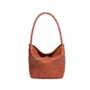 Bolsa Cesta de Vegetais Tecida à Mão para Mulheres Verão 2025 Versátil Bolsa de Ombro Balde Tote Bolsa de Férias Casual Bolsa de Axila