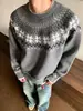 Suéter Jacquard de Punto con Cuello Redondo Estilo Retro Americano con Diseño de Copos de Nieve Fair Isle para Hombres y Mujeres Suéter Casual Holgado Top Cleanfit