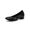 Sapatos de Trabalho Macios e Confortáveis de Couro Bovino 2026 Outono Salto Grosso Salto Médio Bico Redondo Couro Genuíno Profissional Para Ir ao Trabalho Boca Rasa Sapatos de Salto Único Feminino