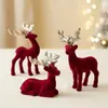 Decoraciones de Escritorio Navideñas Adornos de Reno para Eventos en Centros Comerciales y Tiendas, Creando una Atmósfera Festiva con Ciervos de Lentejuelas de Terciopelo Rojo