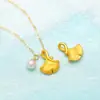 Colgante de pie de hoja de Ginkgo Dorado para Mujer Colgante de Suerte Sansheng 3D de Oro Duro Collar de Hoja de Oro Cadena de Clavícula Regalo Meiye