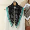 Bufanda de Seda Estilo Cochecito 2025 Nuevo Estilo Bufanda de Terciopelo Versátil Moda Retro Bufanda Cuadrada Suave de Algodón Lino