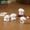 Paisaje en miniatura, adorable figurita de perrito blanco, adorable, decoración DIY para casa de muñecas, accesorios, pequeños adornos para coche o escritorio