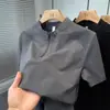 Camiseta de Manga Corta con Cuello Henry de Media Cremallera para Hombre, Nueva Ropa de Verano, Camisa Polo Deportiva Casual Patchwork para Hombre, Color Sólido de Moda