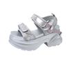 Sandalias deportivas de suela gruesa para mujer, novedad de verano 2025, con velcro, suela blanda y combinables.