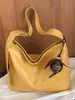 Bolsa de Ombro Casual Vintage Nova Outono 2026 Transfronteiriça, Bolsa Feminina de Grande Capacidade, Bolsa Transversal Versátil Estilo Preguiçoso para o Dia a Dia
