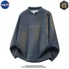 Sudadera de alta calidad, minimalista, con cuello en V y manga larga de la marca NASA para hombre, un top casual y moderno de otoño que se puede combinar fácilmente con otros atuendos.