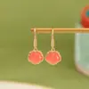 Yuebao Joyería Plata de Ley S925 Roja del Sur Chapada en Oro Diente de Ruyi Rojo Agua Nuevo Estilo Chino Lujo Ligero Gancho de Oreja para Mujer Personalización