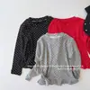 Ropa interior para niña de otoño, nuevo estilo, lunares para pareja, manga larga, lunares, top para bebé niña, blanco con estilo versión coreana, camiseta dulce