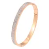Pulsera de acero de titanio Europa y Estados Unidos lujo ligero alto sentido diamante no se decolora pulsera moda femenina Joker pulsera de acero inoxidable al por mayor