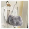 Moda japonesa y coreana minimalista de felpa 2026 colección de invierno para mujer, bolso de hombro, bolso tote y bolso cruzado elegantes y lujosos para el trabajo