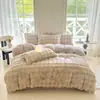 Conjunto de Roupa de Cama de Quatro Peças com Pelo de Coelho de Inverno e Veludo Leite, Peça Única para Dormitório, Design Simples de Alto Peso