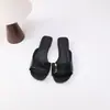 Wa009-8 Moda Verão Salto Baixo Leve Boca Rasa Sapatos Artesanais Versátil e Confortável Original Couro Genuíno Chinelos Femininos