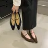 Zapatos Mary Jane elegantes al por mayor, estilo 2026, punta cuadrada, boca poco profunda, correa única, gamuza, tacón grueso, para mujer